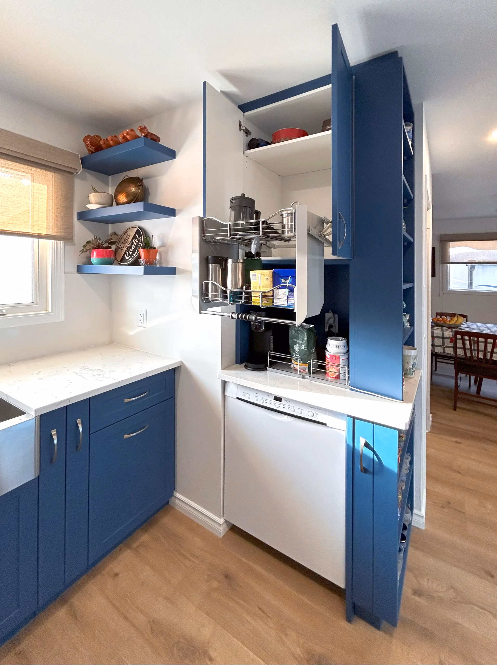 Accessible upper kitchen cabinets